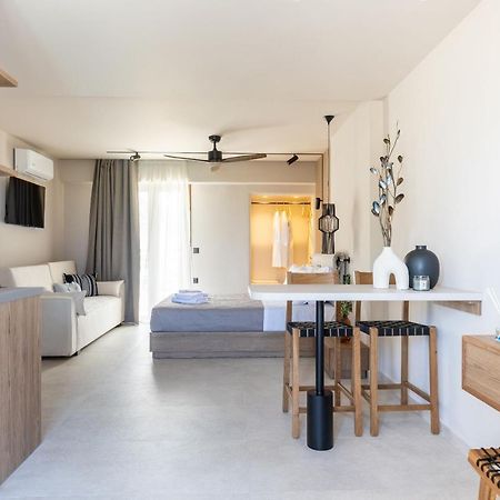 Niro Beachfront Living Stalida Buitenkant foto